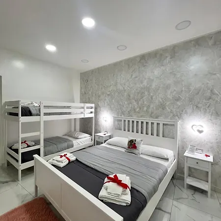 Apartment Mara House *